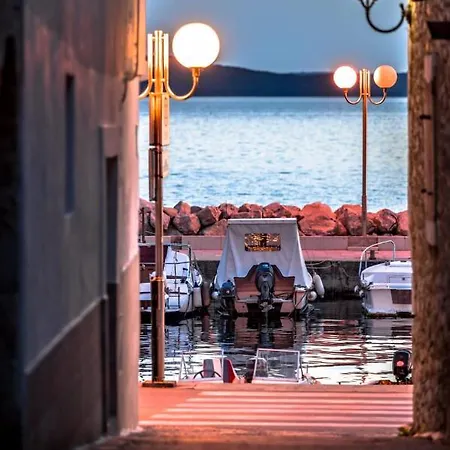 Appartement Small Stone House Luka Zadar