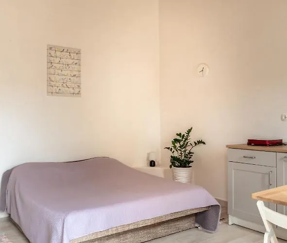 Small Stone House Luka * زادار